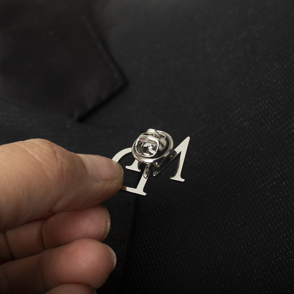 Tangula Custom Initials Brooch - đánh giá và giá Men'S Grooming